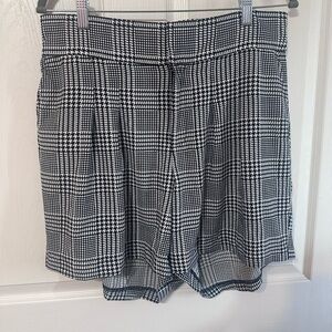 Torrid Black and White Houndstooth Shorts